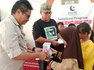KAHMI Foundation Gelar Program Makan Sehat Anak Yatim di Karawaci Tangerang